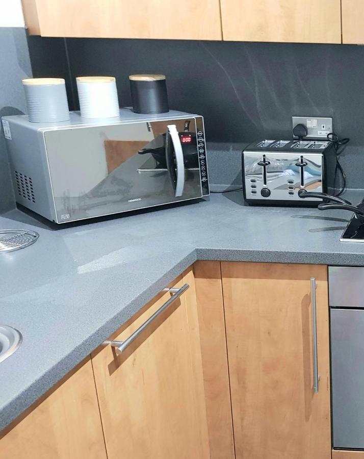 City Centre 1 Bed Apartment With Free On Site Parking With Cctv By Lets Relocations Birmingham Ngoại thất bức ảnh