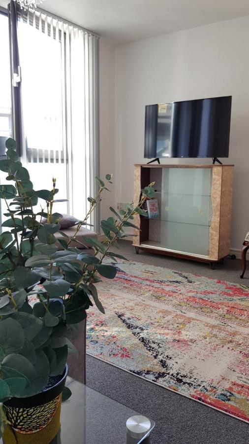 City Centre 1 Bed Apartment With Free On Site Parking With Cctv By Lets Relocations Birmingham Ngoại thất bức ảnh